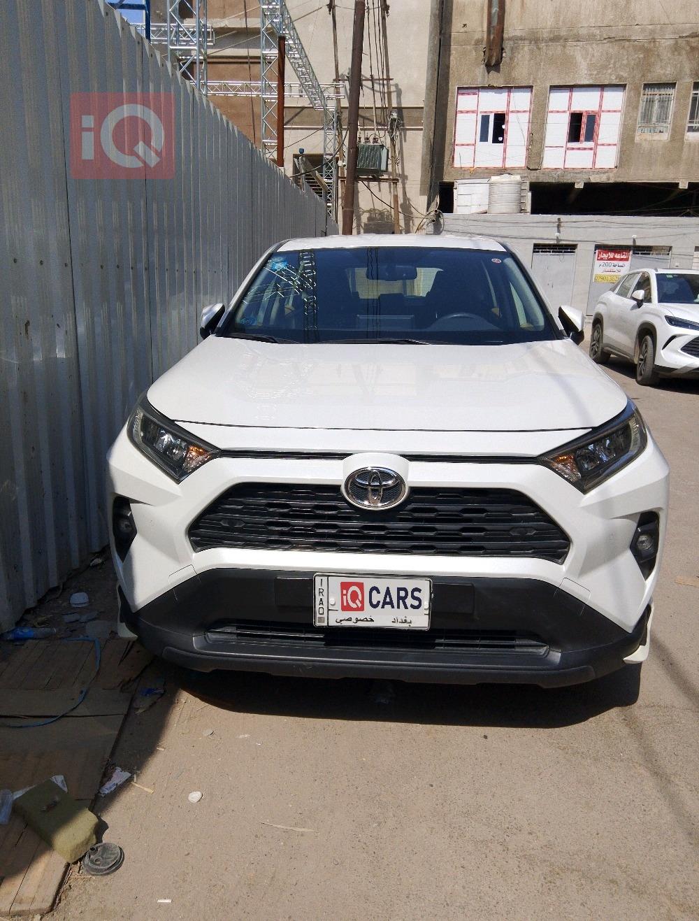 تويوتا راف 4